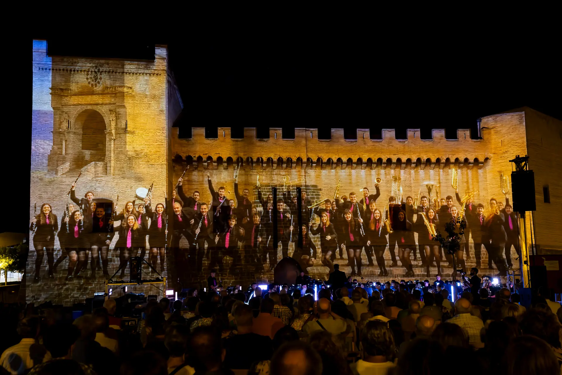 Espectáculo de videomapping Las Luces en la Piedra proyectado sobre el Castillo de Marcilla