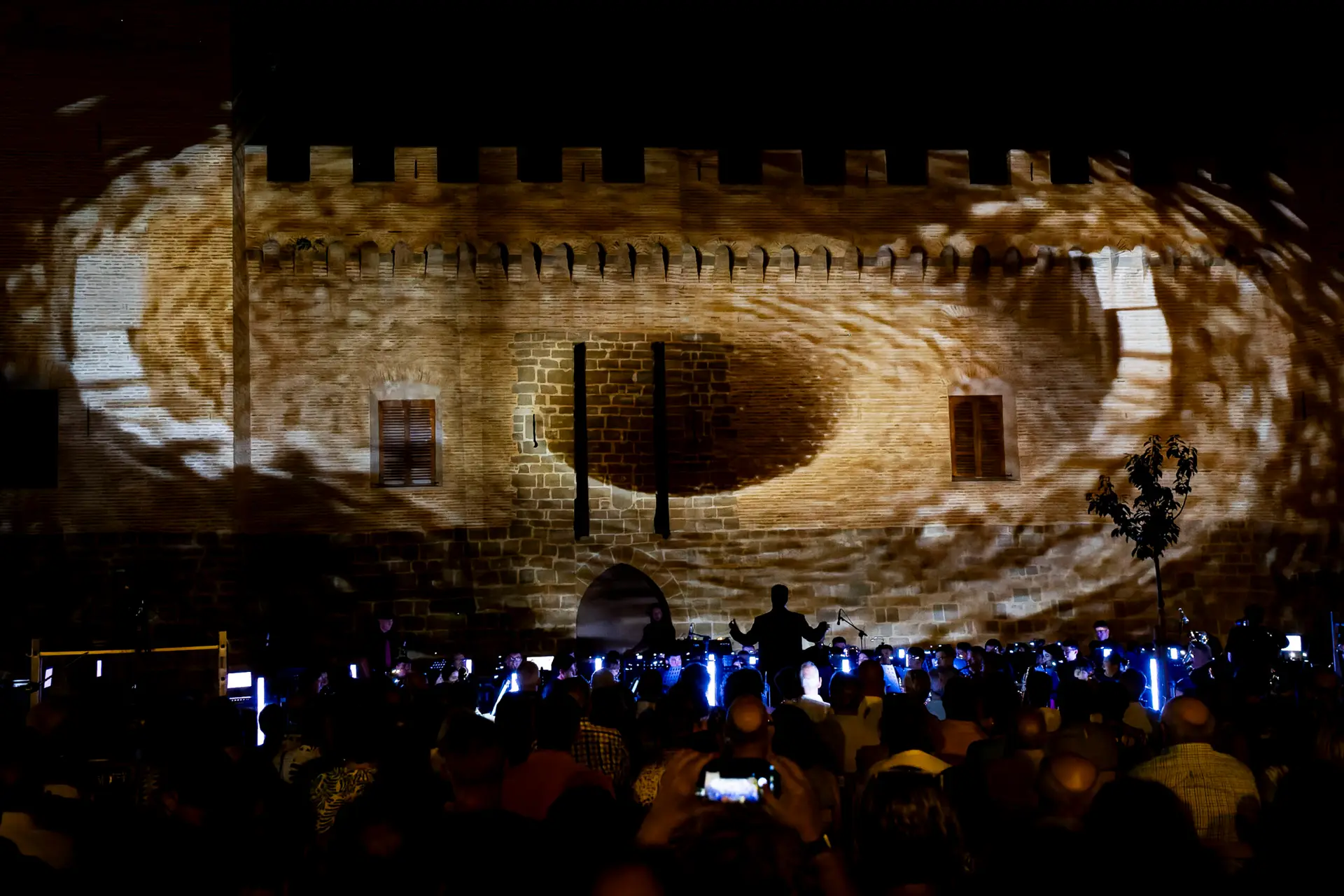Espectáculo de videomapping Las Luces en la Piedra proyectado sobre el Castillo de Marcilla